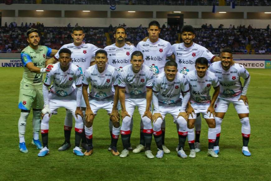 4-LD Alajuelense: El club de Costa Rica cuenta con 1,126 puntos.