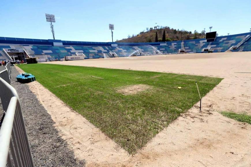 El terreno de juego del estadio Nacional Chelato Uclés tendrá una área de 105 metros de largo y 68 de ancho.