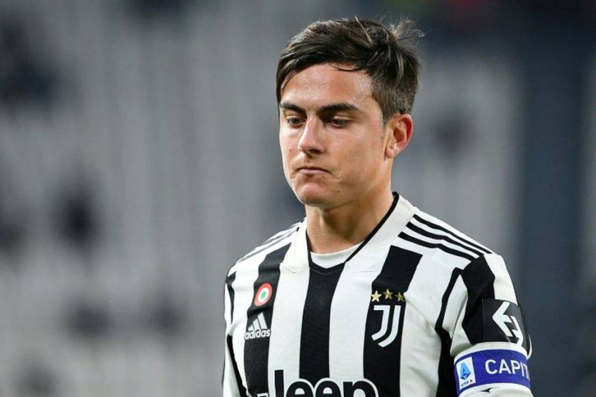 Según medios italianos, el argentino Paulo Dybala podría jugar en el Manchester United . 