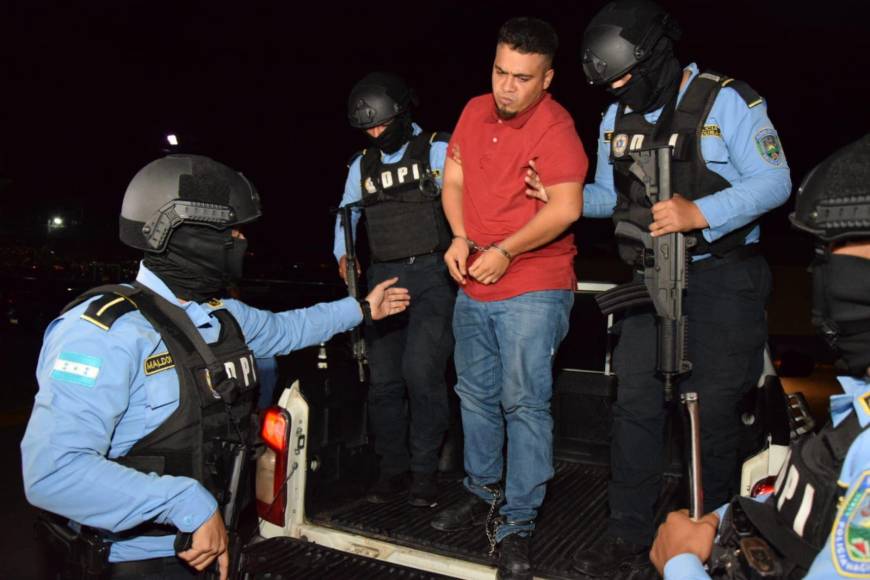 El jefe policial enfatizó que el pandillero fue detenido tras un “trabajo de vigilancia” de equipos multidisciplinarios de la Policía hondureña.