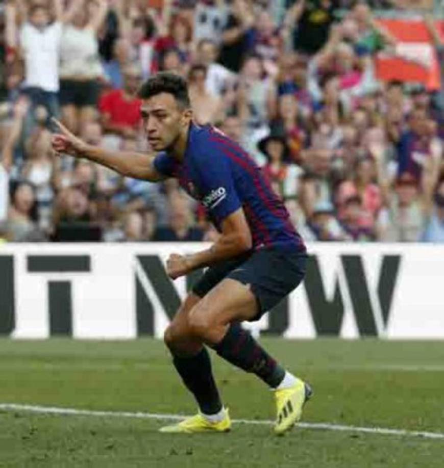 Munir el Haddadi: Medios señalan que el Barcelona estaría planeando darlo de baja en enero del 2019.