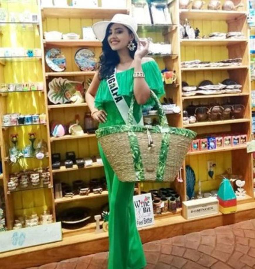 De las 17 bellas catrachas del concurso, Kennia ocupó el tercer lugar superada por Miss Olancho y la ganadora del certamen de Miss Honduras Universo, Miss San Pedro Sula.