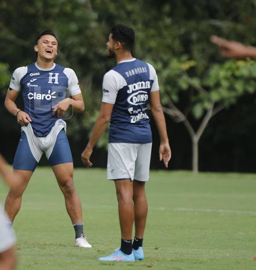 Denil Maldonado: Ante la ausencia de Maynor Figueroa, el defensor del Motagua es el líder en la zaga defensiva de la Bicolor.