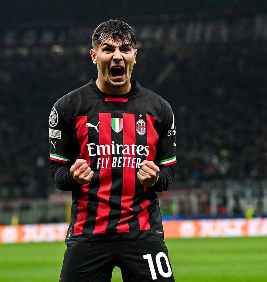 Brahim Díaz: El volante español milita en el AC Milan y volverá al Real Madrid para la próxima temporada. 