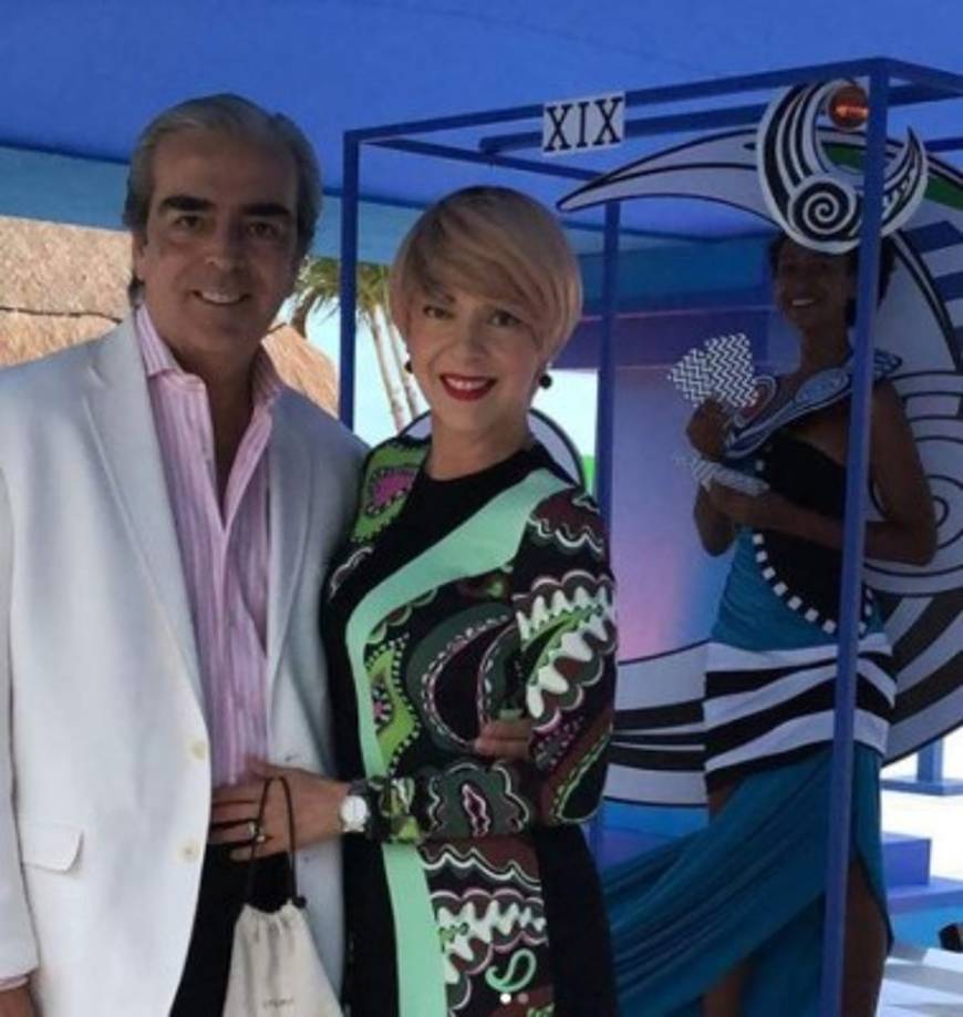 Lorenzo Lazo se ha visto en compañía de Cristina Rivera Torres, quien aseguran ha sido un gran apoyo tras la muerte de la actriz.