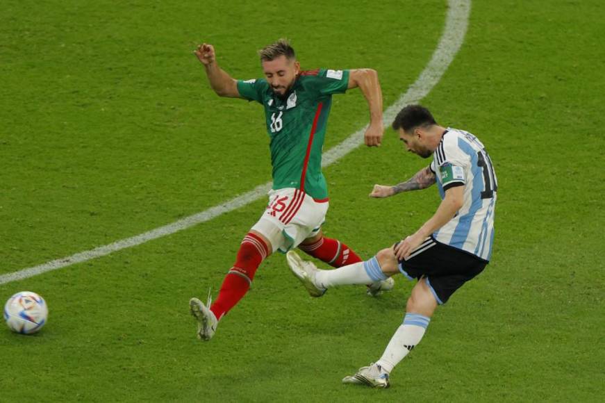 Momento del zurdazo de Messi que se incrustó al ángulo.