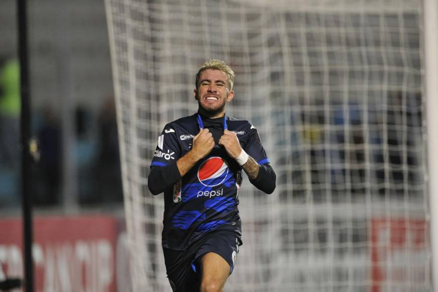 La rabia de Agustín Auzmendi en la celebración de su segundo gol contra el Saprissa.