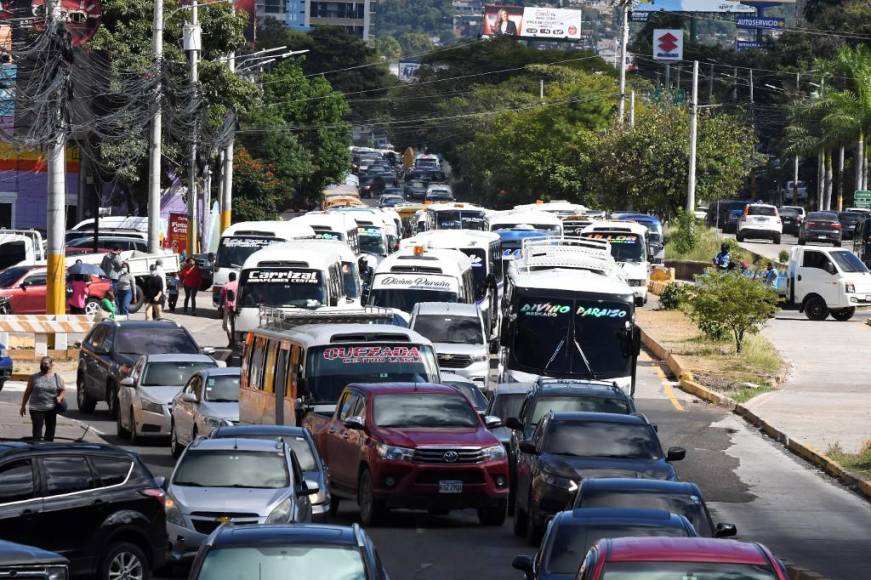 En Tegucigalpa hay al menos diez rutas de transporte que están paralizadas ante amenaza por extorsión.