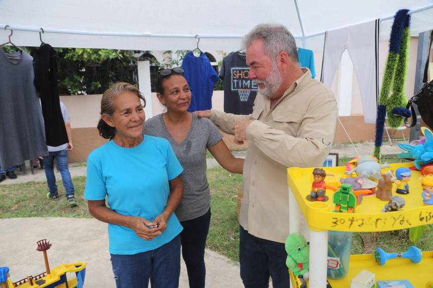 Carlos Castro, colaborador del sector Chamelecón, dijo que “estamos con un evento sobre qué es el emprendimiento y hoy andan unos 30 emprendedores”.