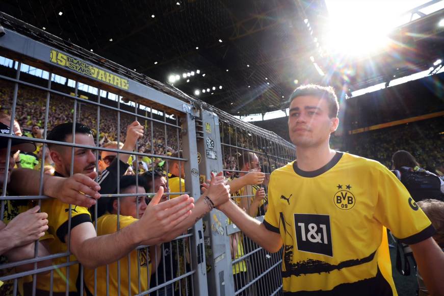 Edin Terzic, técnico del Borussia Dortmund, sobre el futuro de Gio Reyna: “Yo no he oído nada. Gio tiene contrato, es nuestro jugador”