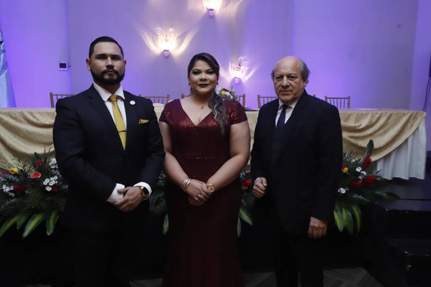 Enil Barahona, Director Académico de la Victoriano López, Cristina Mejía, Directora General de la Fundación Filarmónica de San Pedro Sula y Jorge Banegas, Director Artístico de la Victoriano López.