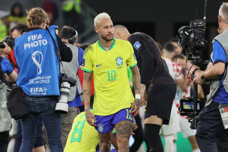 Tras la dura eliminación de Brasil del Mundial, Neymar sorprendió filtrando las conversaciones que tuvo con sus compañeros.