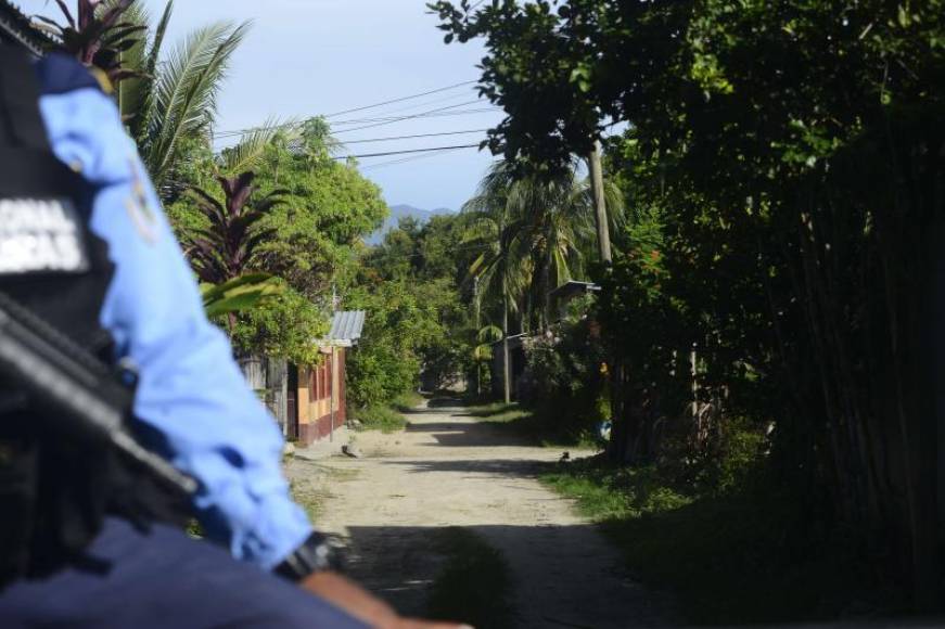 Al adentrarse es palpable el panorama peligroso, donde existen lugares con cicatrices de violencia y abandono. 