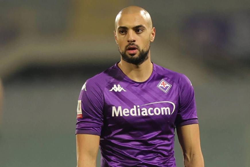El Milan se ha fijado en Sofyan Amrabat: el marroquí de 26 años, quien ha mostrado disponibilidad en unirse al conjunto rossonero.