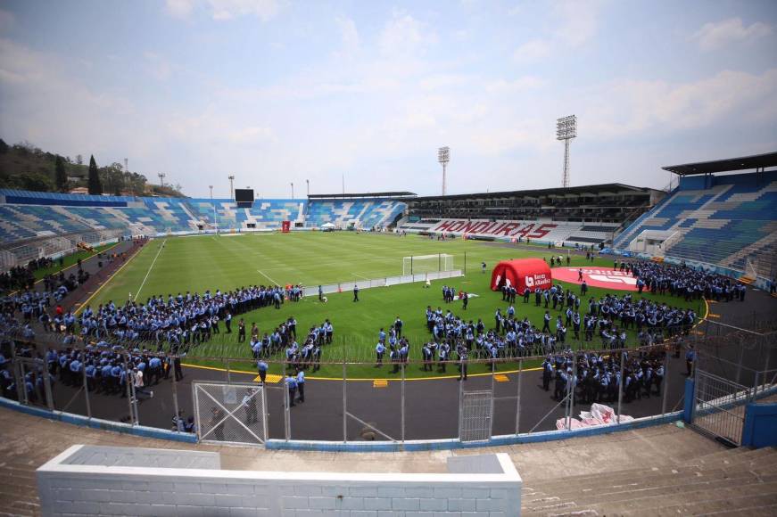 Más de 800 agentes policiales resguardarán a los miles de aficionados que disfrutarán del Olimpia vs Olancho FC.