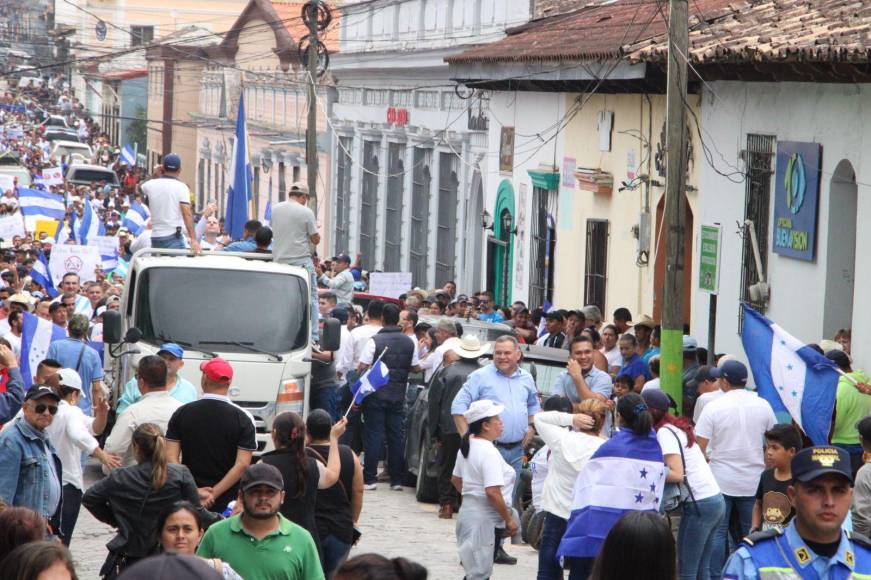 La marcha de este sábado es la tercera que realiza el Bloque de Oposición en Honduras. 