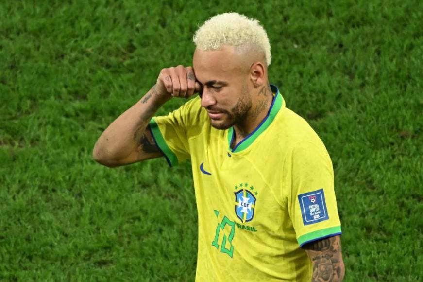 Neymar rompió en llanto.