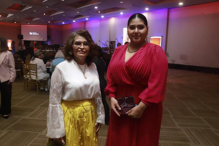 Catalina Benítez y Silvia Dubón