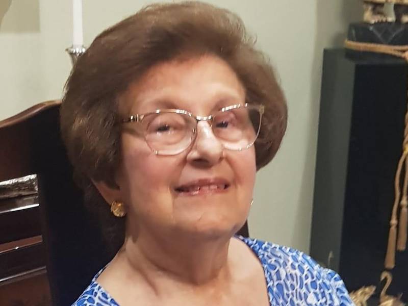 Fotografía en vida de la destacada hondureña, Carmen Elena Canahuati