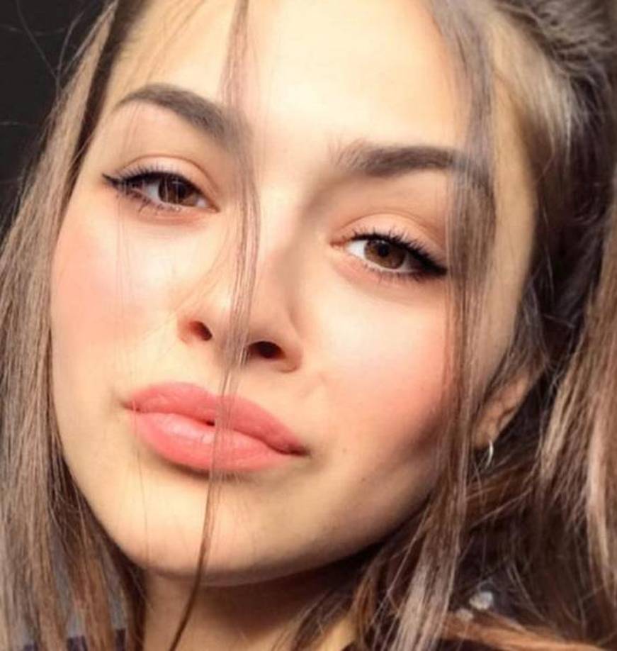 La joven, identificada como Umida Nazarova, falleció al ser estrangulada por su propio cabello tras enredársele su melena suelta en una de las máquinas de la fábrica mientras participaba en un recorrido de las instalaciones.