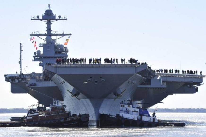 El presidente de Estados Unidos, Donald Trump, advirtió al mundo de que 'el poder militar estadounidense es insuperable', al inaugurar el portaaviones nuclear más moderno y costoso de la flota de la Armada.