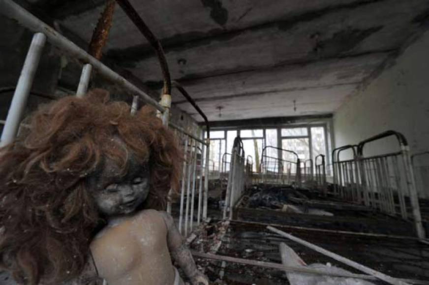 Tres décadas después de uno de los peores desastres nucleares de la historia, la tragedia de Chernobyl sigue cautivando al mundo de la mano de una éxitosa mini serie de la cadena estadounidense, HBO, que lleva el mismo nombre de la ciudad fantasma ucraniana.