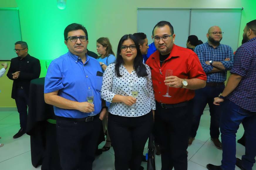 Francisco Andino, Aurora Calderón y Lesner Zapata