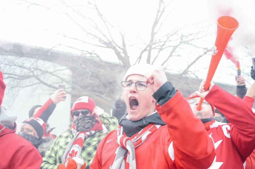 Los canadienses demostraron que el fútbol poco a poco comienza a generar más interés en ellos.