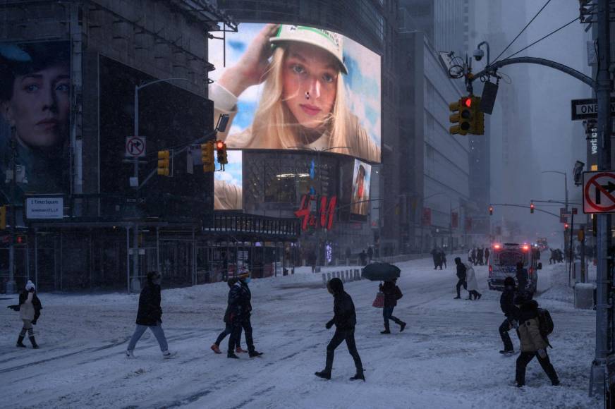 En Nueva York, el día amaneció nevado y frío, con 8 grados centígrados bajo cero y una sensación de menos 15.