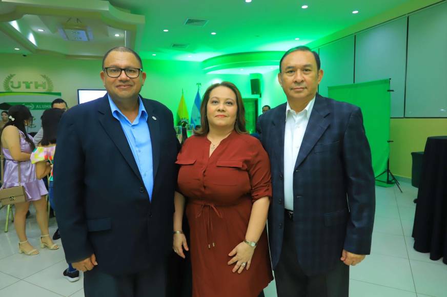 José Luis Muñoz, Doris Sánchez y Adalid Medina