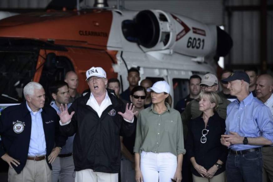 La primera dama acompañó a Trump durante su visita a la ciudad de Fort Myers, Florida, una de las más afectadas por el ciclón Irma.