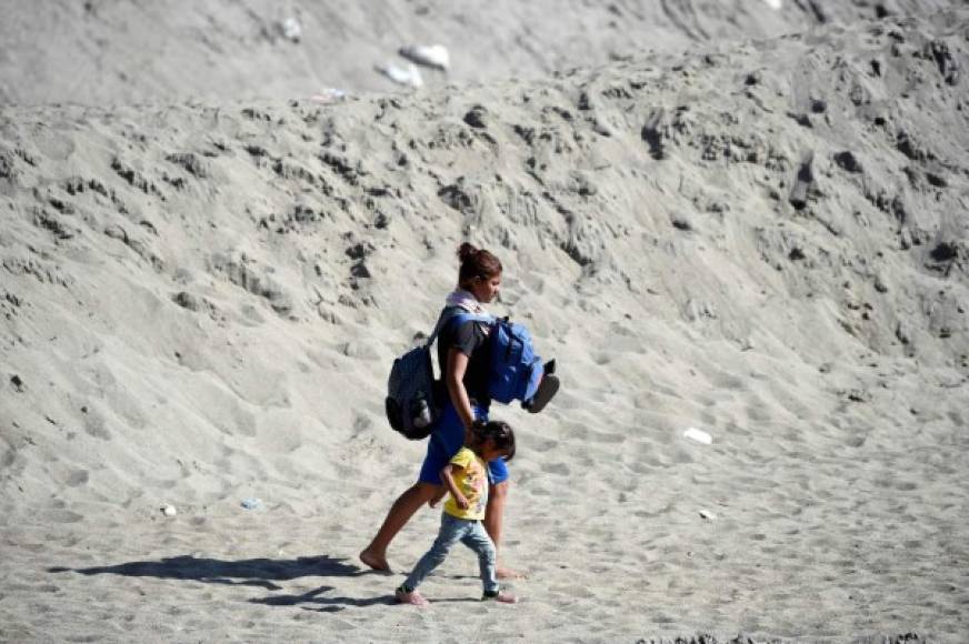 'Estamos preocupados por las condiciones en las que se encuentran niñas, niños y adolescentes que integran esta nueva Caravana. La respuesta que reciban por parte del gobierno mexicano será fundamental para salvaguardar su bienestar y salud mental', declaró Jorge Vidal Arnaud, director de programas de Save the Children en México.