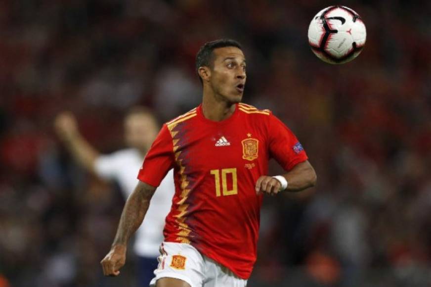 Thiago Alcántara: Mediocampista español de 27 años de edad, otro de los jugadores que quiere llevarse Zidane al Manchester United.