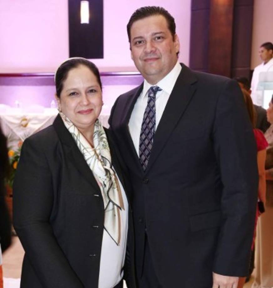 Ana María Reyes y Leo López.