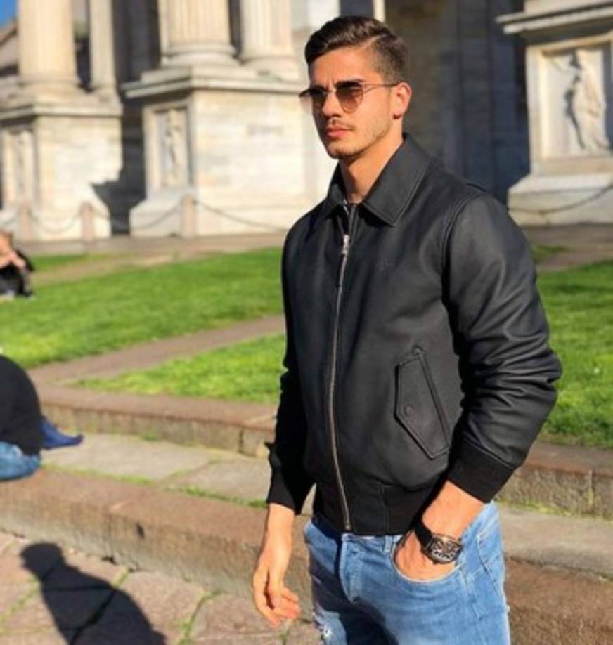 André Silva, es el séptimo refuerzo del Sevilla FC.