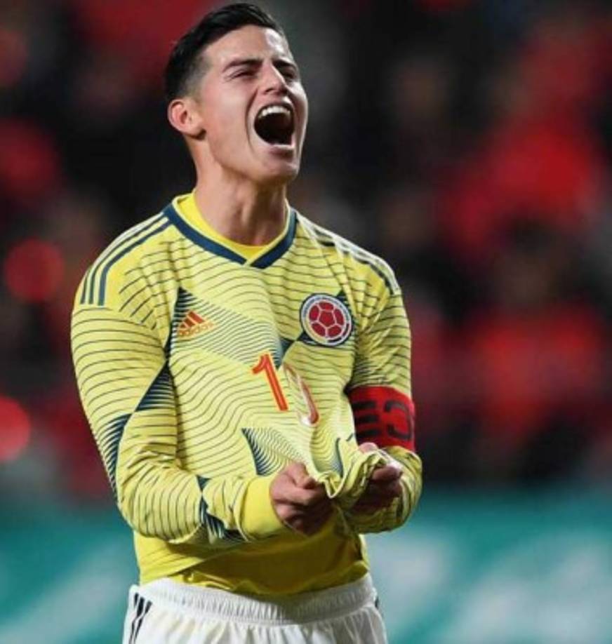 <br/>El Napoli insiste con fichar a James Rodríguez: 'Esperamos que pueda venir al Nápoles'. El técnico le quiere como refuerzo de la plantilla: 'Le conozco muy bien y puede jugar en cualquier posición de mediocampo', dijo el entrenador Ancelotti.