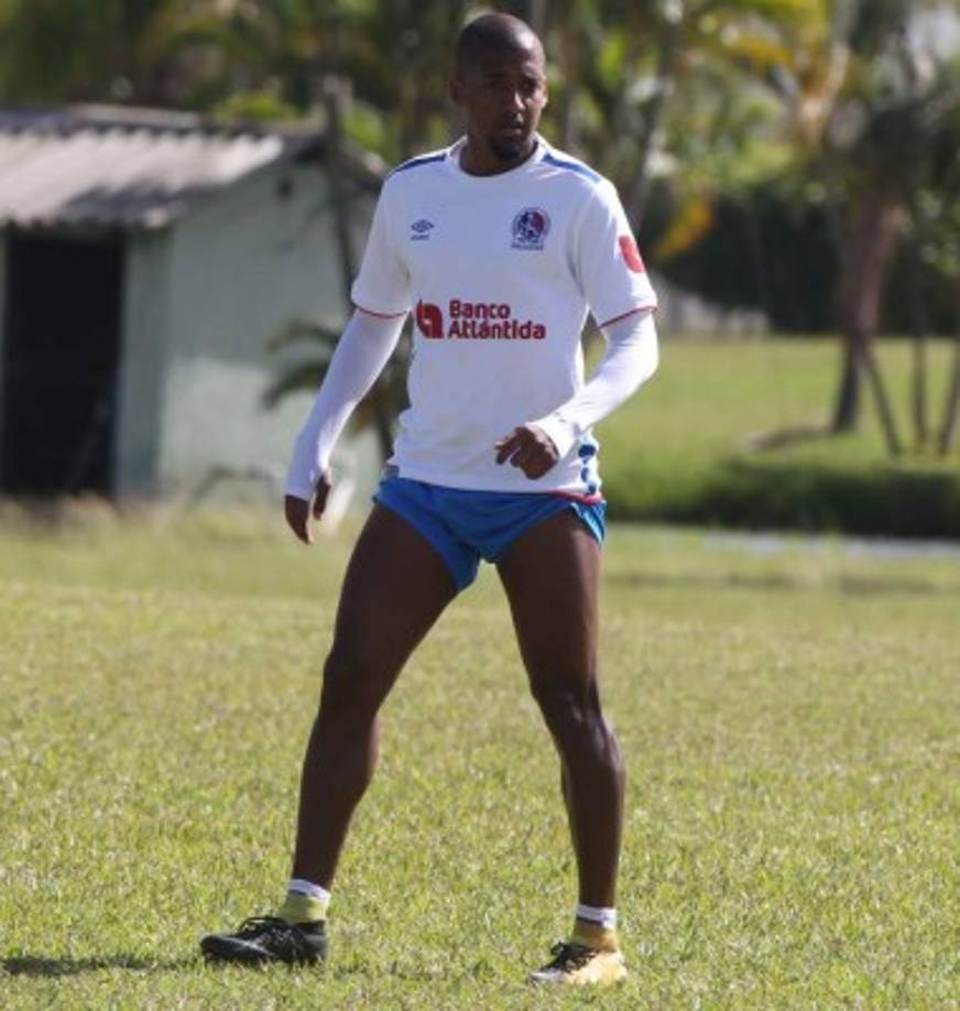 Leandro Motta: El centrocampista brasileño debutará con el Olimpia este miércoles por la Copa Presidente. Es uno de los nuevos refuerzos del club albo, jugarán frente al Altamira.