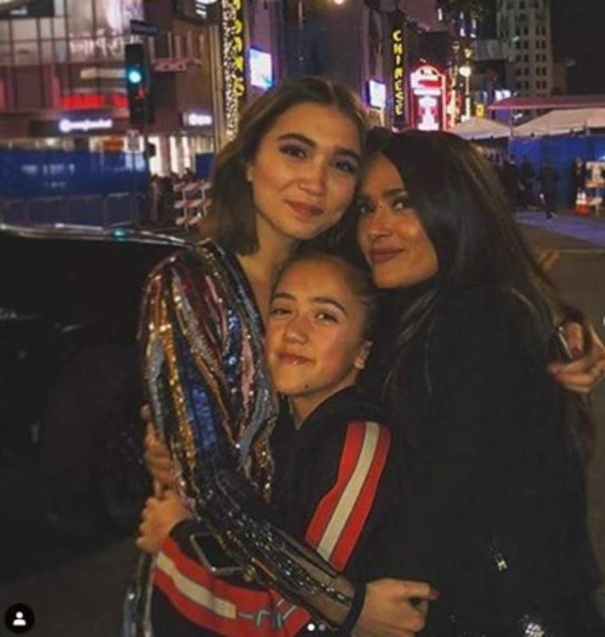 Además, agregó: “Un día estábamos cenando con mi marido y le dije: Valentina, no quiero que lo vendas en el colegio, no está bien. Puedes regalárselo a tus amigos, pero no vayas a la escuela a vender, ¿verdad, François? Y no estoy de broma, él respondió: ‘Claro… ¿pero por cuánto los vendes?'”, aseguró un poco indignada.<br/><br/>