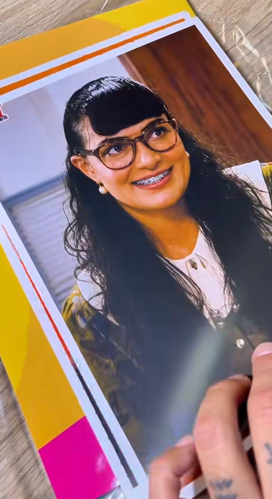 Lanzan álbum de estampas inspirado en Yo soy Betty, la fea