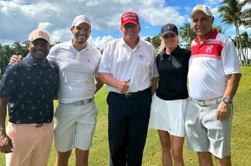 ¡Hasta con Donald Trump! Carlos Pavón se divierte jugando al golf con grandes figuras mundiales