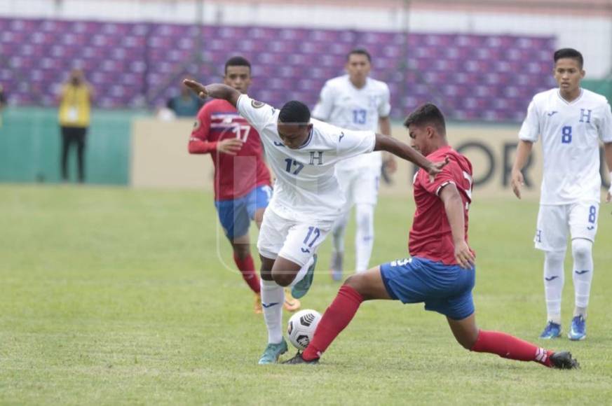 Honduras selló su clasificación a los octavos de final con un paso invito tras vencer a Costa Rica 1-0 ante una cantidad considerable de aficionados que se hicieron presente en el estadio.