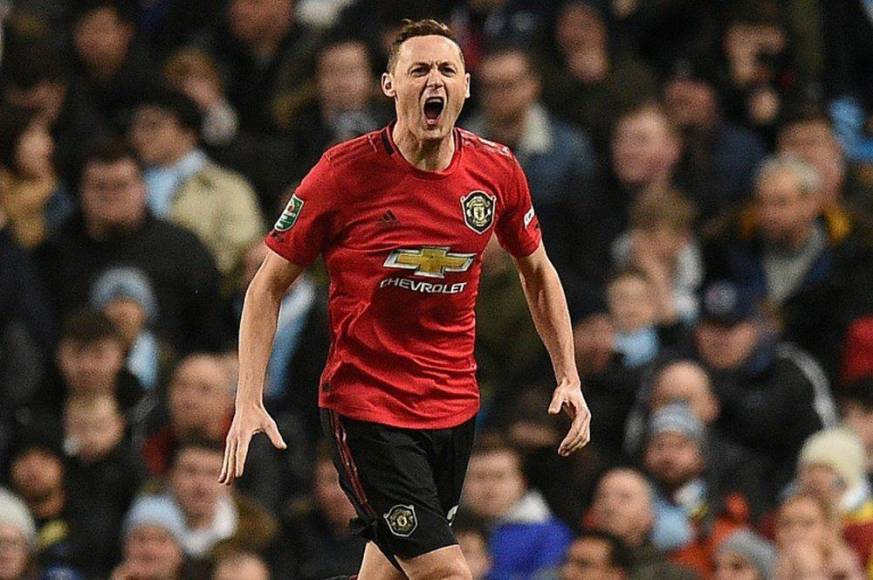 El centrocampista serbio Nemanja Matic jugará en el AS Roma de Italia por petición de José Mourinho. El contención llega procedente del Manchester United.