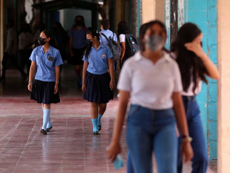 <b><span class=mln_uppercase_mln>Sector.</span></b> La Secretaría de Educación ofrece a nivel nacional 52 bachilleratos, que están enfocados en las diferentes áreas del conocimiento.<span class=mln_uppercase_mln> </span>