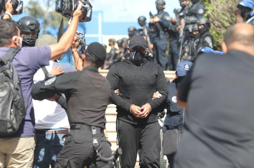 La llegada del hondureño atrajo la atención de los medios. 