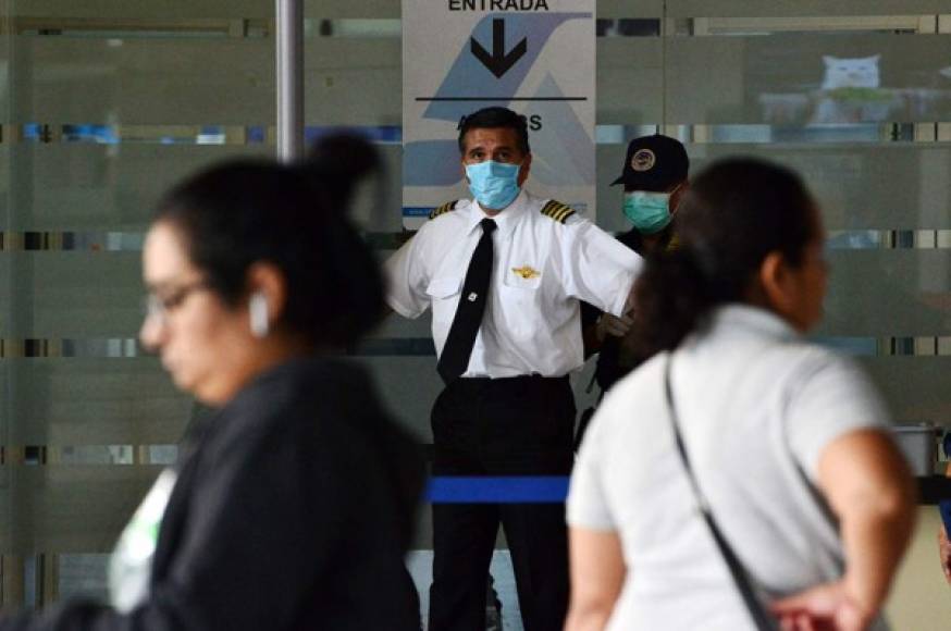 El coordinador nacional de la vigilancia frente al Coronavirus, Homer Mejía, afirmó que cuatro casos han sido descartados tras los análisis de laboratorio.<br/>