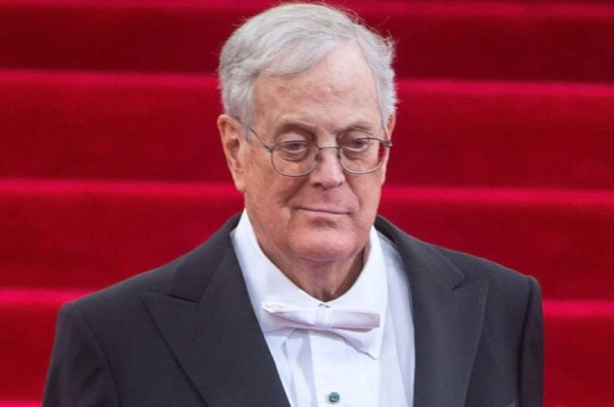 Le sigue su hermano David Koch, con $60.000 millones. Ambos dirigen Koch Industries, la segunda mayor empresa privada de Estados Unidos.