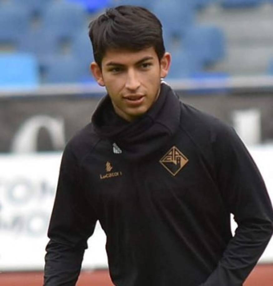 Jonathan Rubio: El mediocampista hondureño podría ser el nuevo refuerzo del Club Tondela de la primera división de Portugal. La ficha del volante catracho le pertenece al Huesca de España.