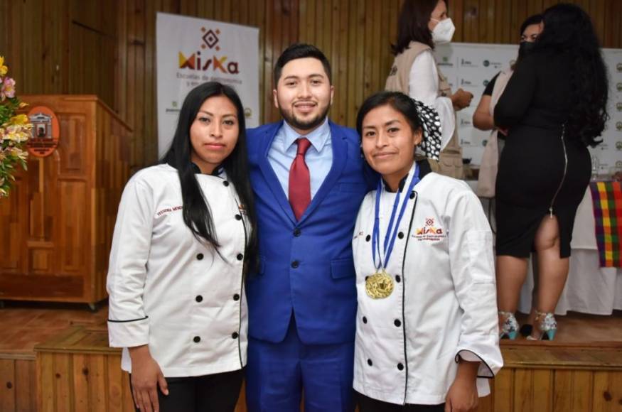 Jóvenes de Intibucá se gradúan como cocineros y están listos para emprender (FOTOS)