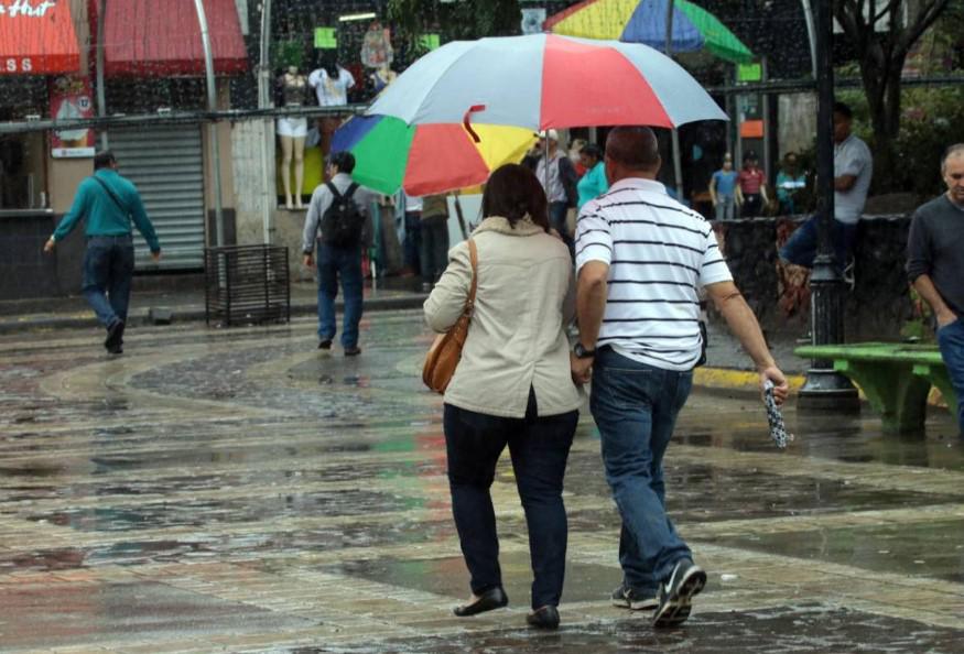 Onda tropical ingresará este jueves a Honduras y dejará fuertes lluvias