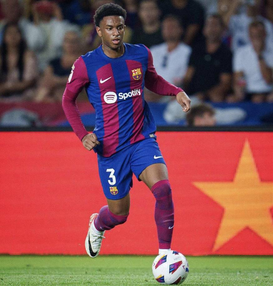 Defensa: El joven español, Alejandro Balde, estará reemplazando posiblemente a Joao Cancelo, quien llegó a Arabia Saudita, pero aún no estaría disponible para el Barcelona por su lesión a principios de enero.